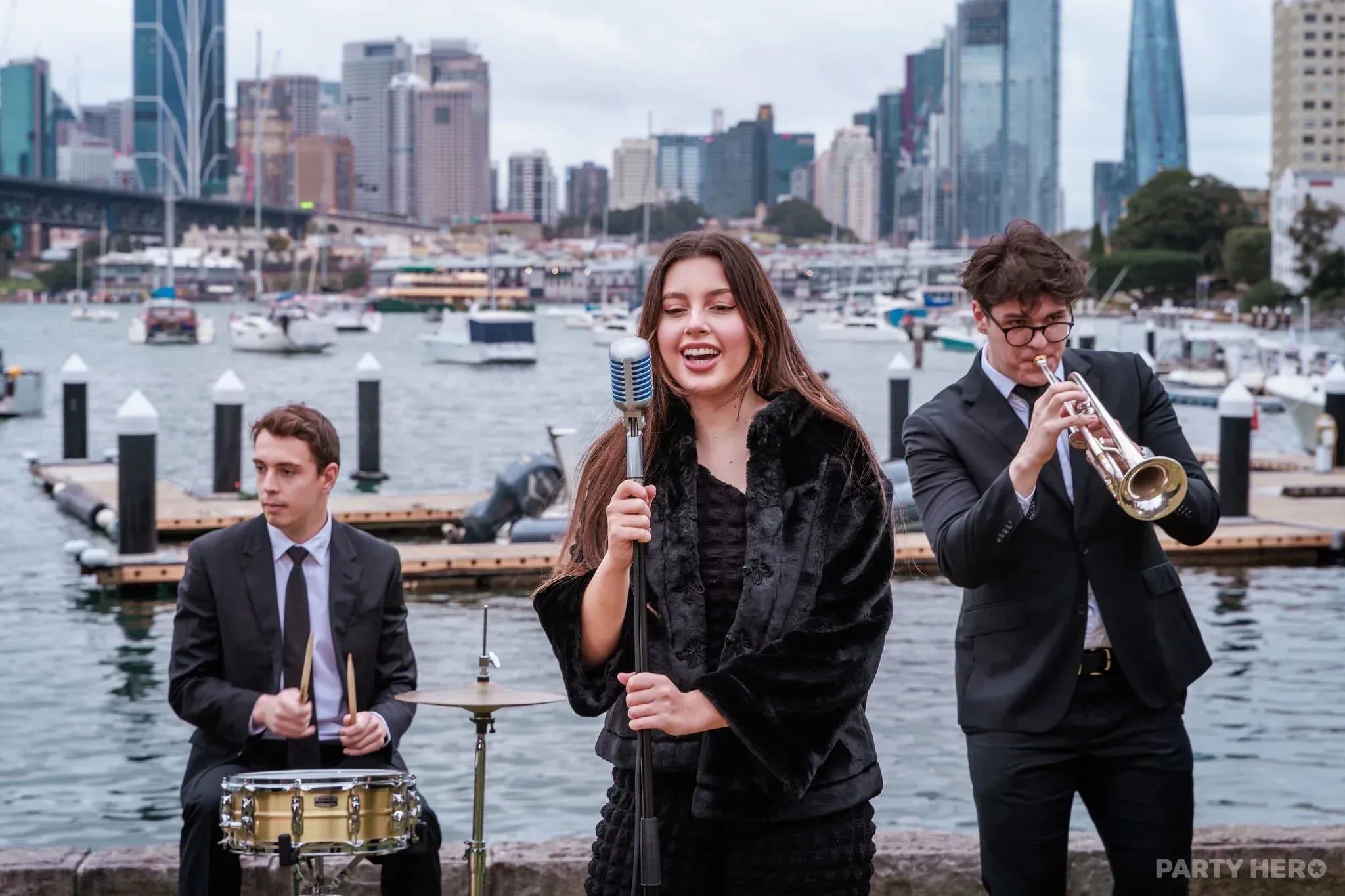Sydney Live Music Bands activity in Sydney - group bookings