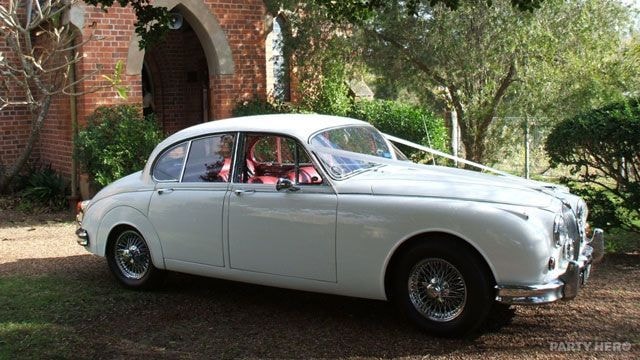 Blake's Wedding Cars - wedding car hire in Port Stephens