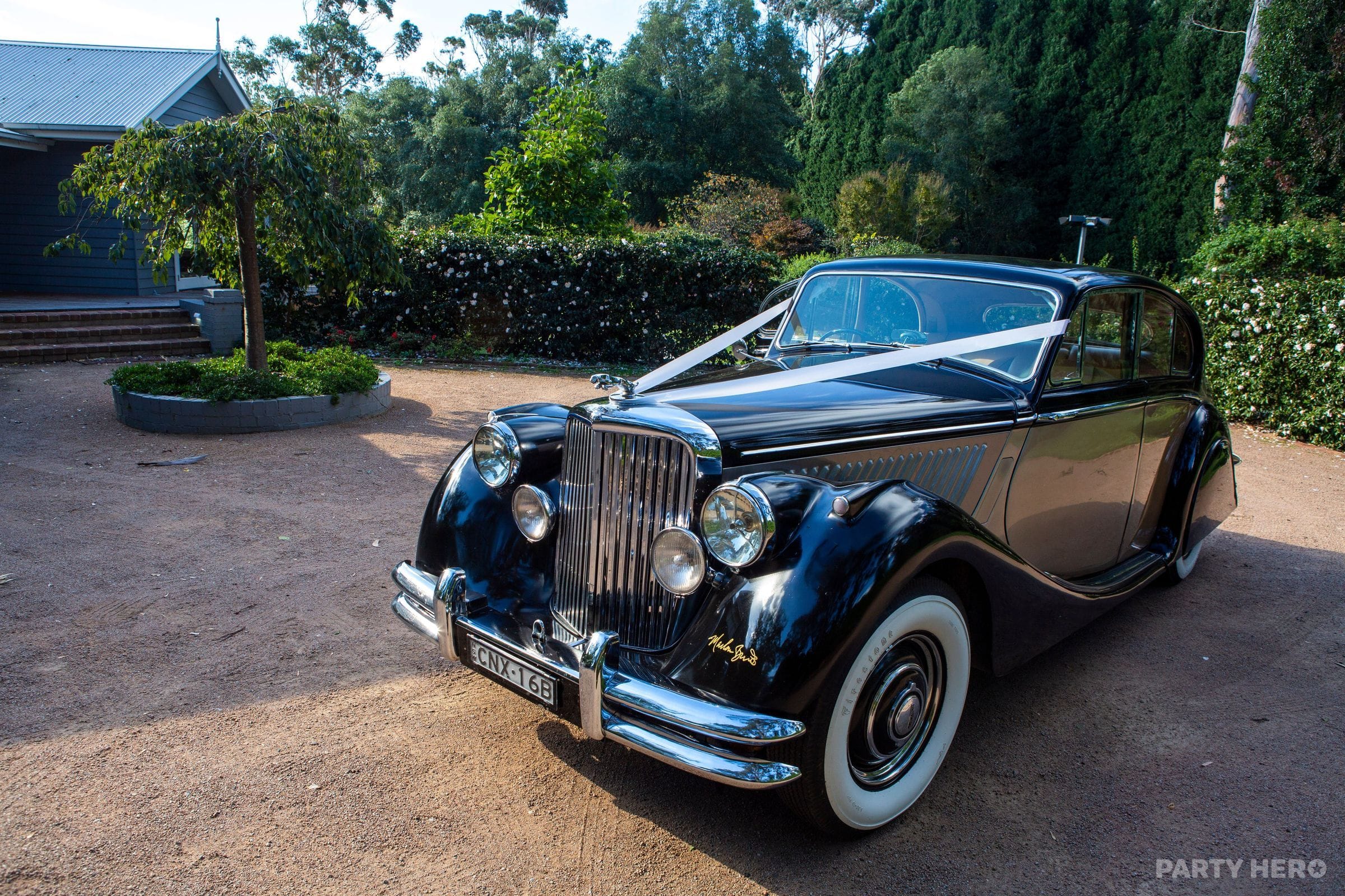 Southern Highlands Classic Wedding Cars - wedding car hire in the Southern Highlands