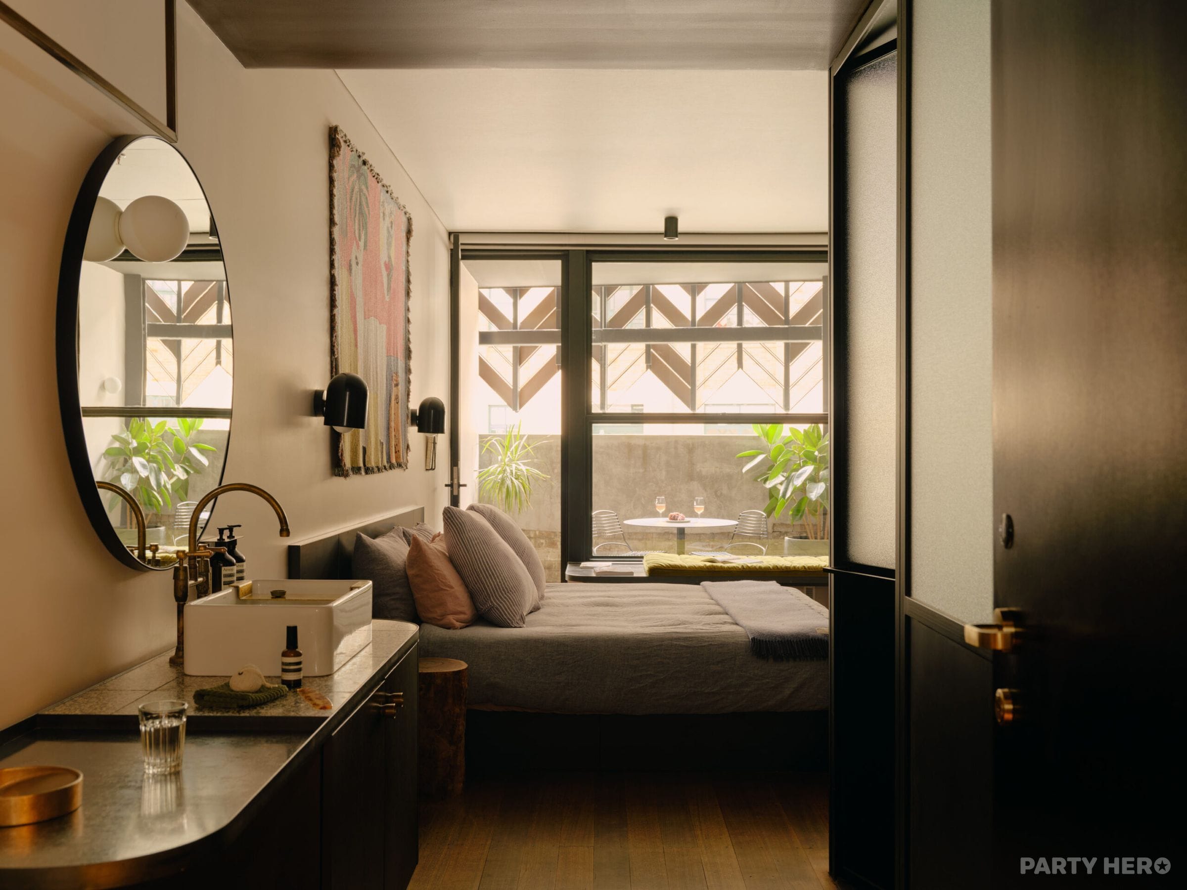 Paramount House Hotel - hotels in Sydney