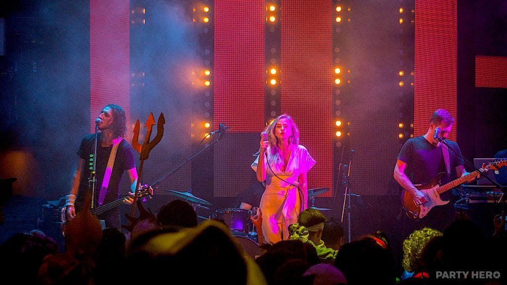 Party Bands - band hire in Sydney