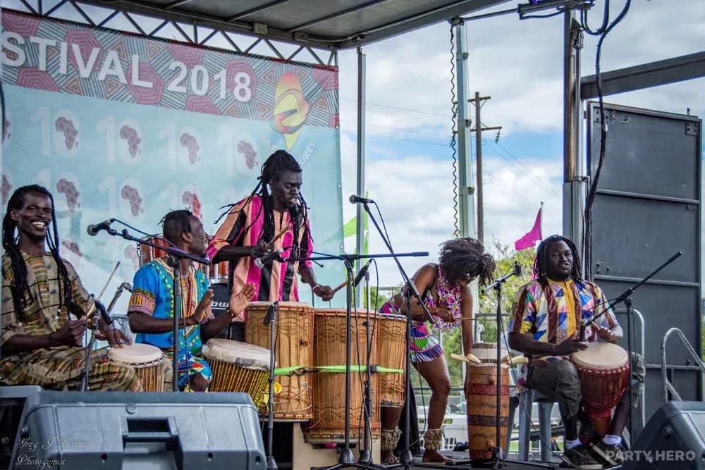 Lucky African Dance - dancers in Sydney