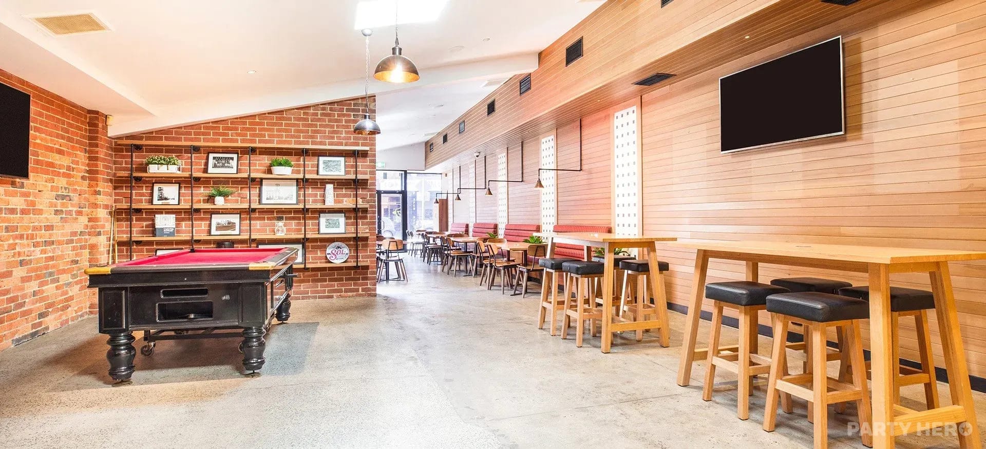OJ Lounge at Oakleigh Junction Hotel - party venue in Melbourne