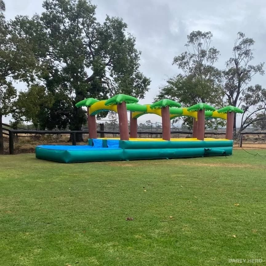 Brisbang Party Hire - jumping castle hire in Brisbane