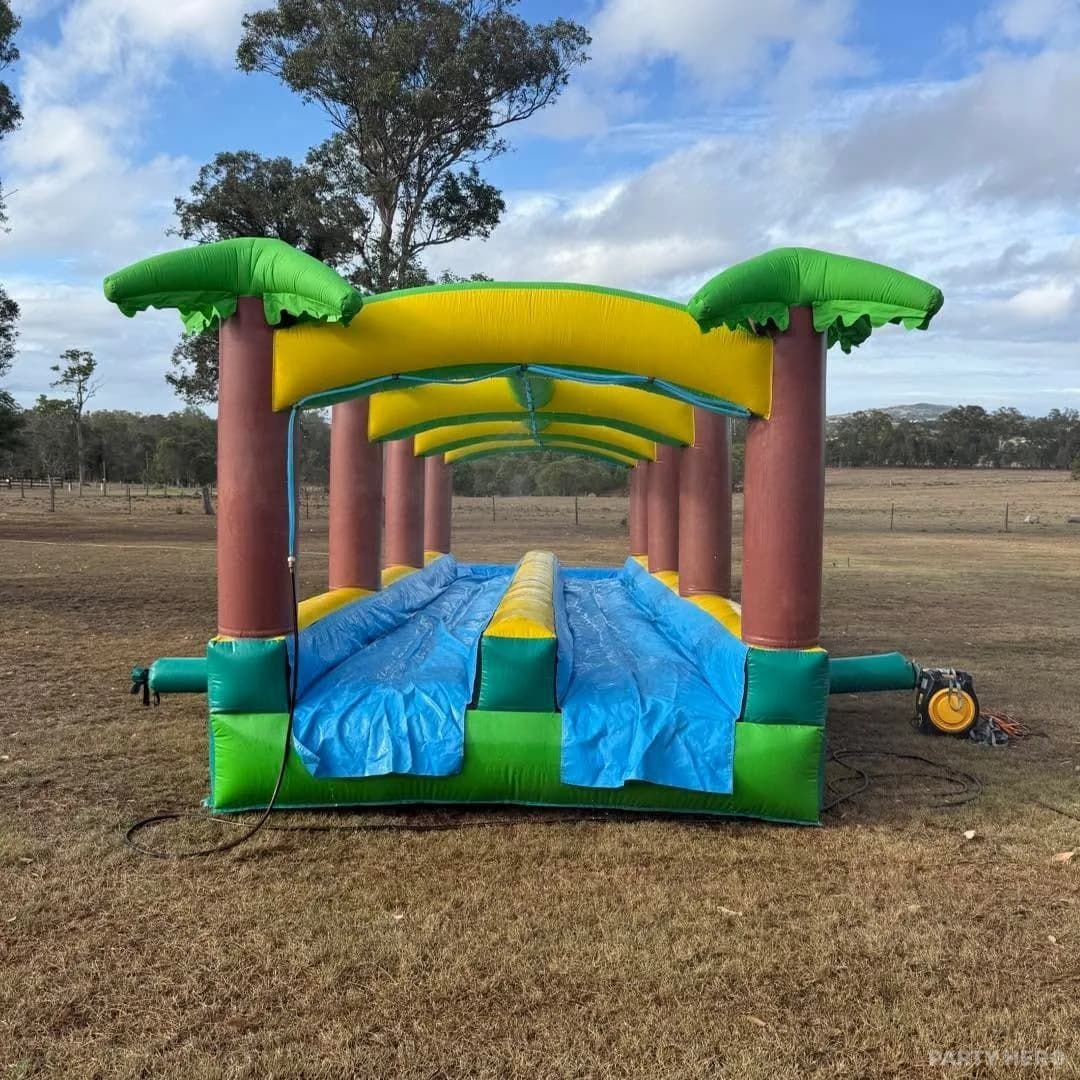 Brisbang Party Hire - jumping castle hire in Brisbane