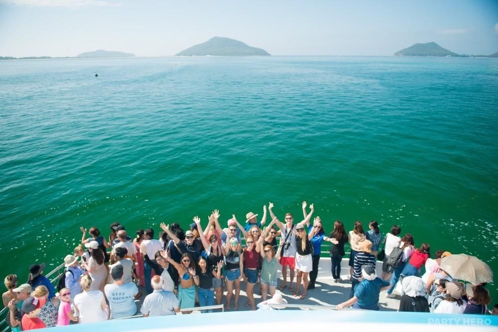 Moonshadow-TQC Cruises - private boat charter in Port Stephens