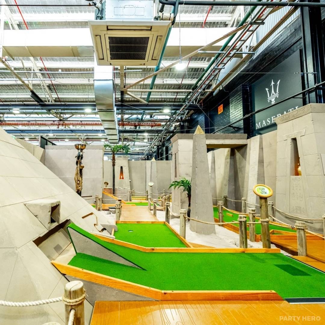 Entertainment Park mini golf in Sydney - group bookings