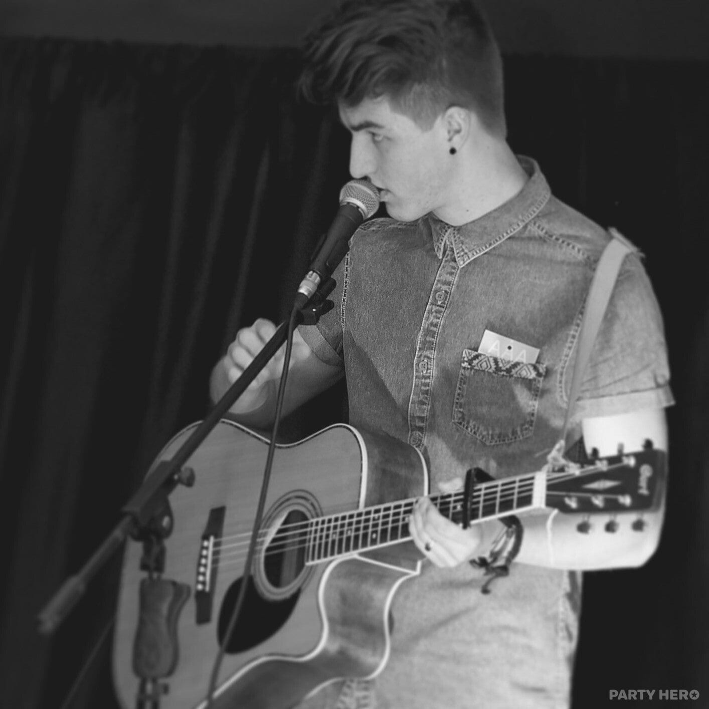 Caleb Foster Music activity in Sydney - group bookings
