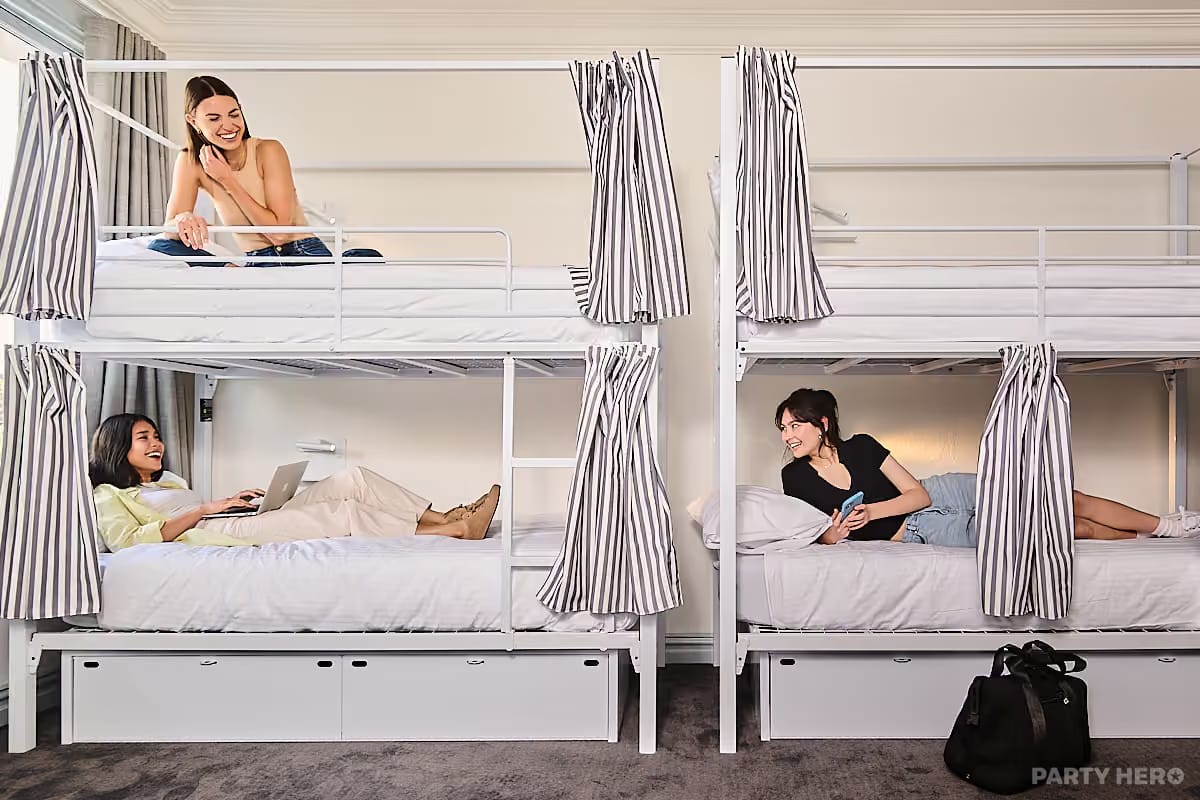Pacific House Hostel activity in Sydney - group bookings