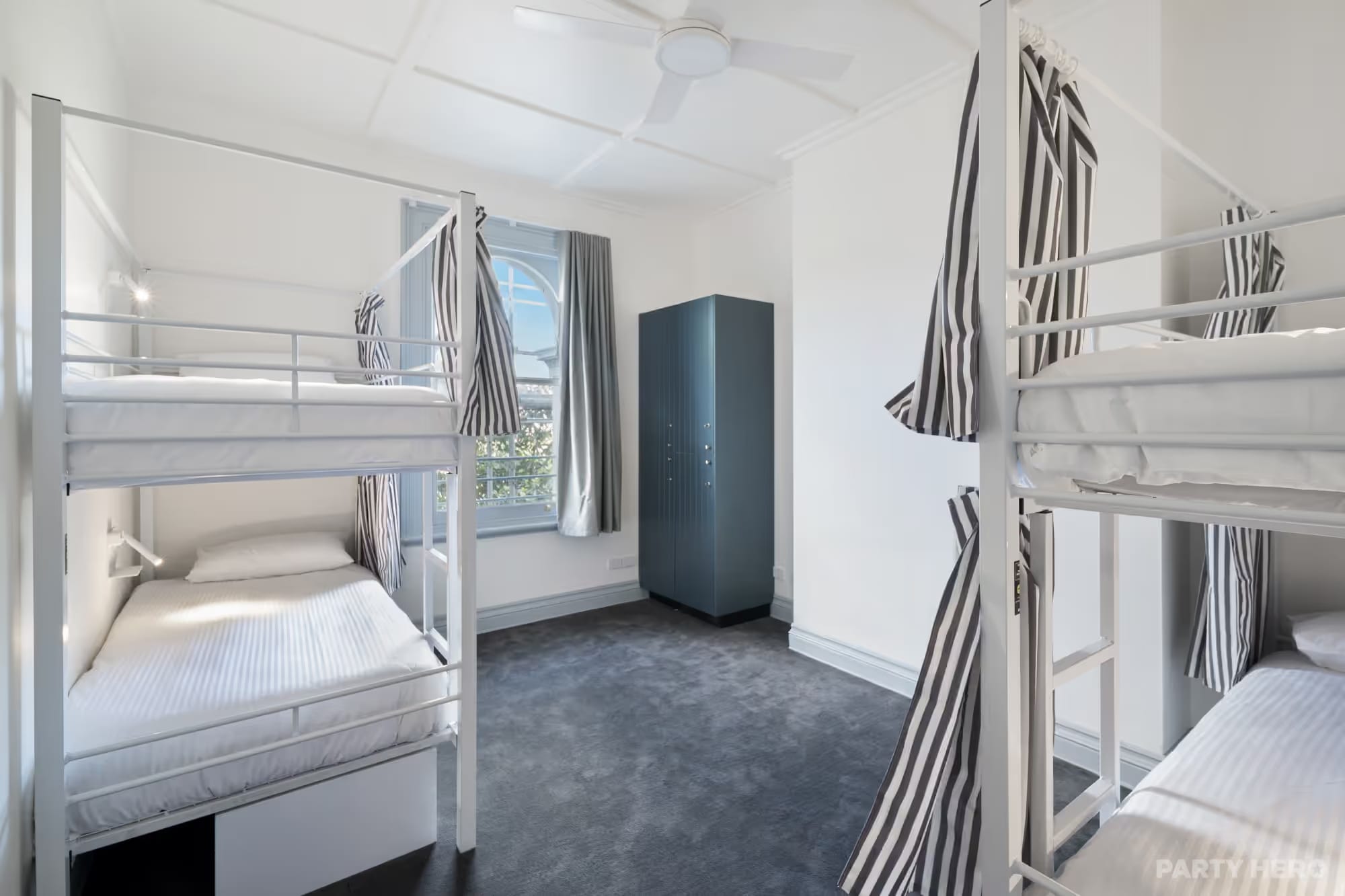 Pacific House Hostel activity in Sydney - group bookings
