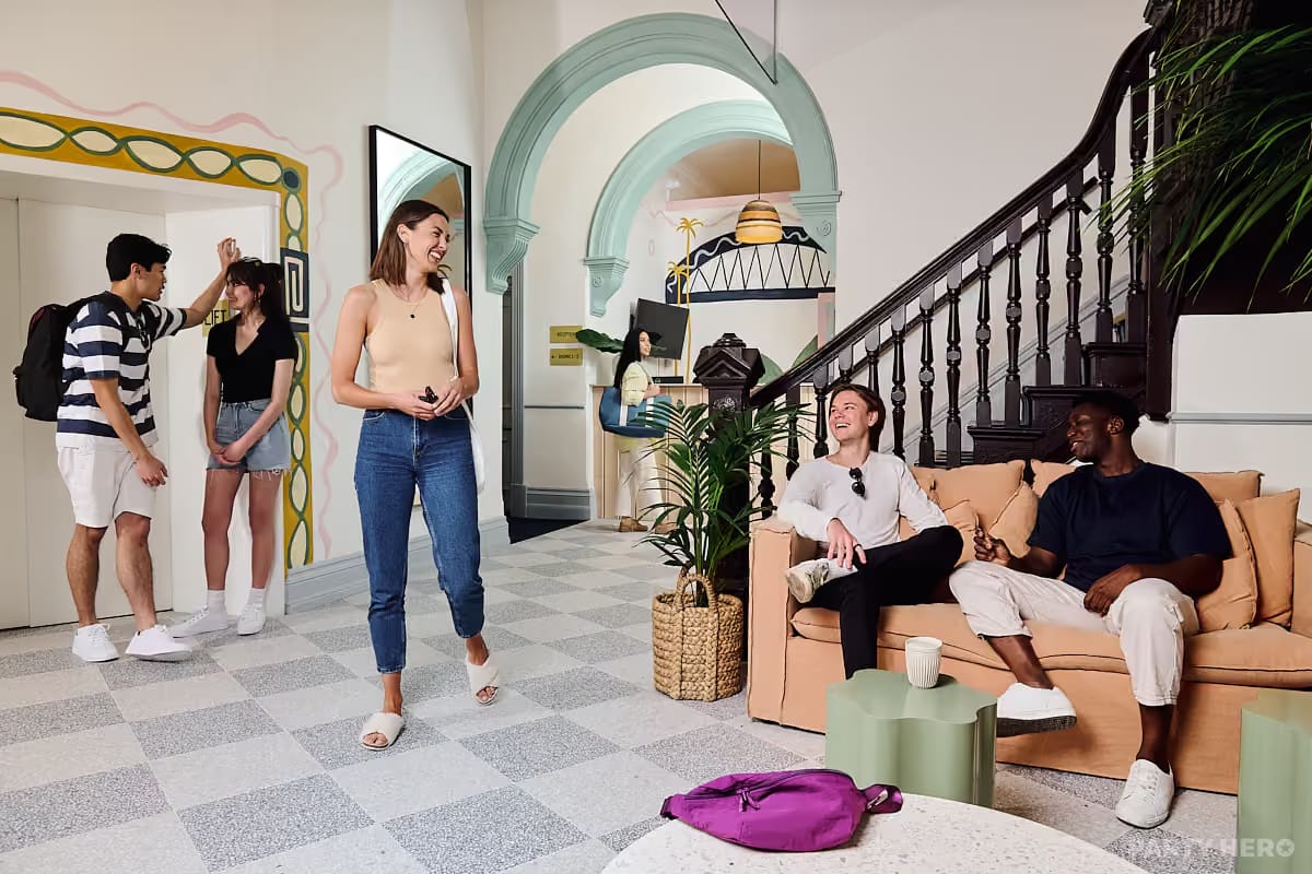 Pacific House Hostel activity in Sydney - group bookings