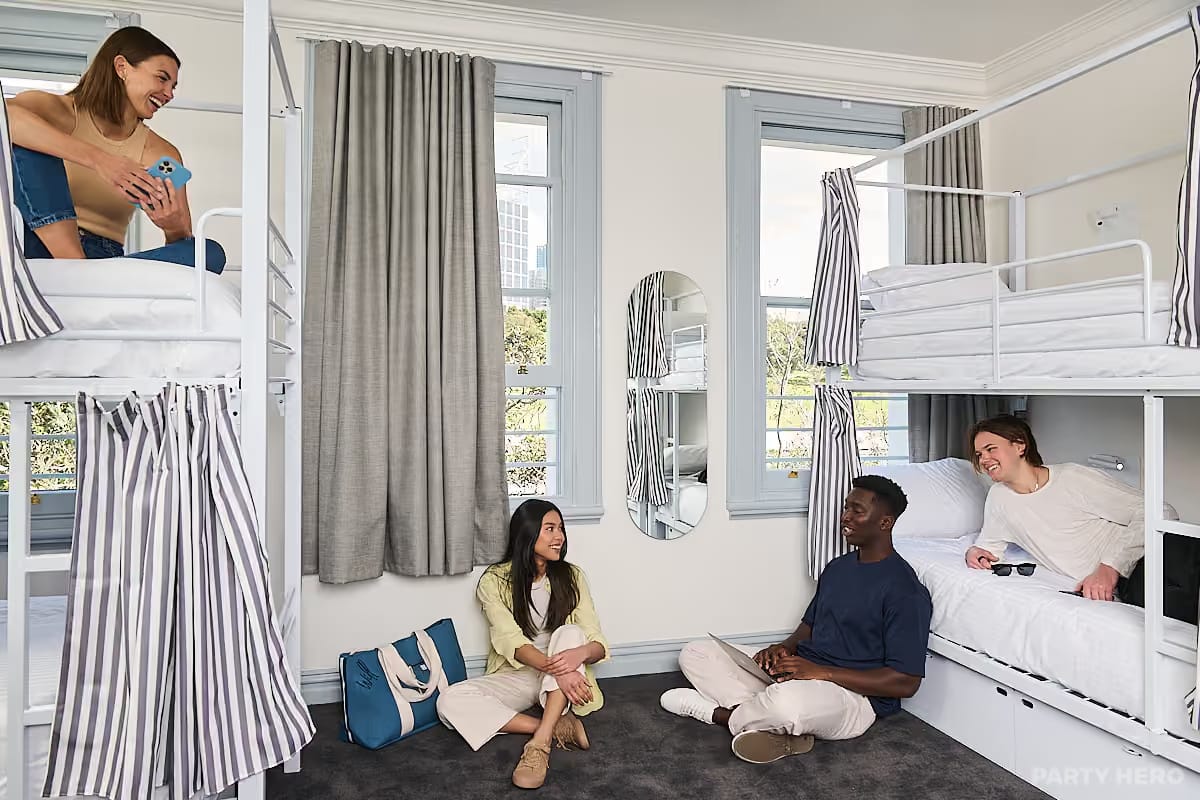 Pacific House Hostel activity in Sydney - group bookings