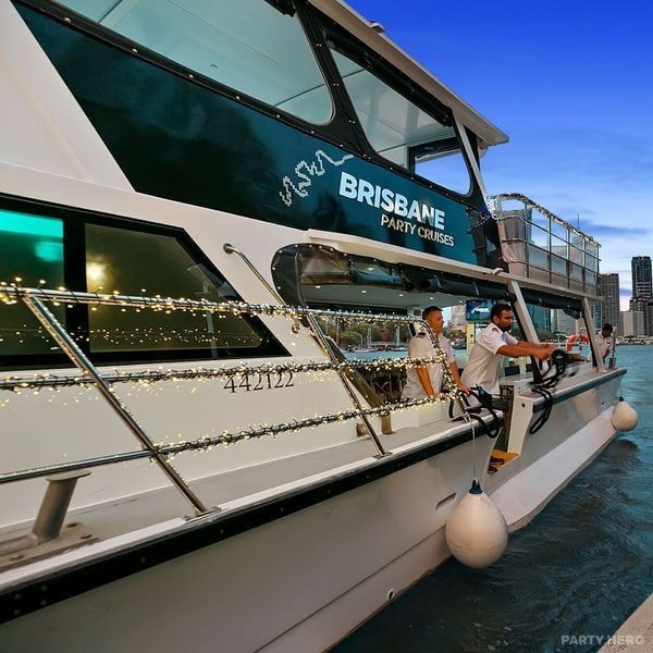 Brisbane Party Cruises - private boat charter in Brisbane