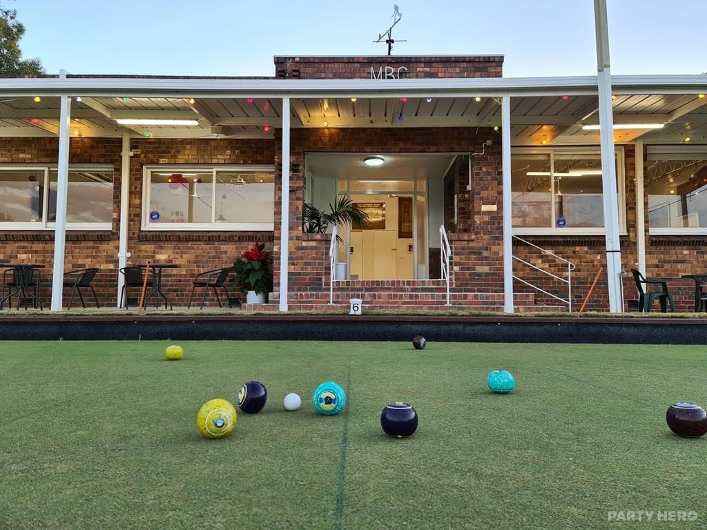 Malvern Bowling Club - barefoot bowls in Melbourne