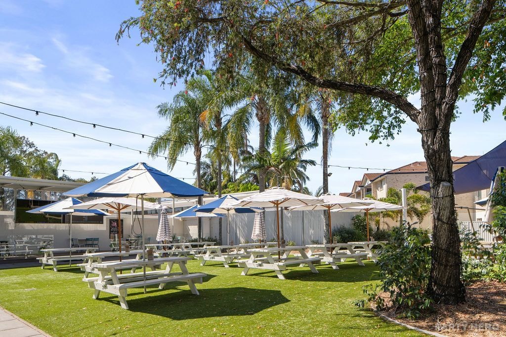 Bribie Island Hotel - party venue in Brisbane
