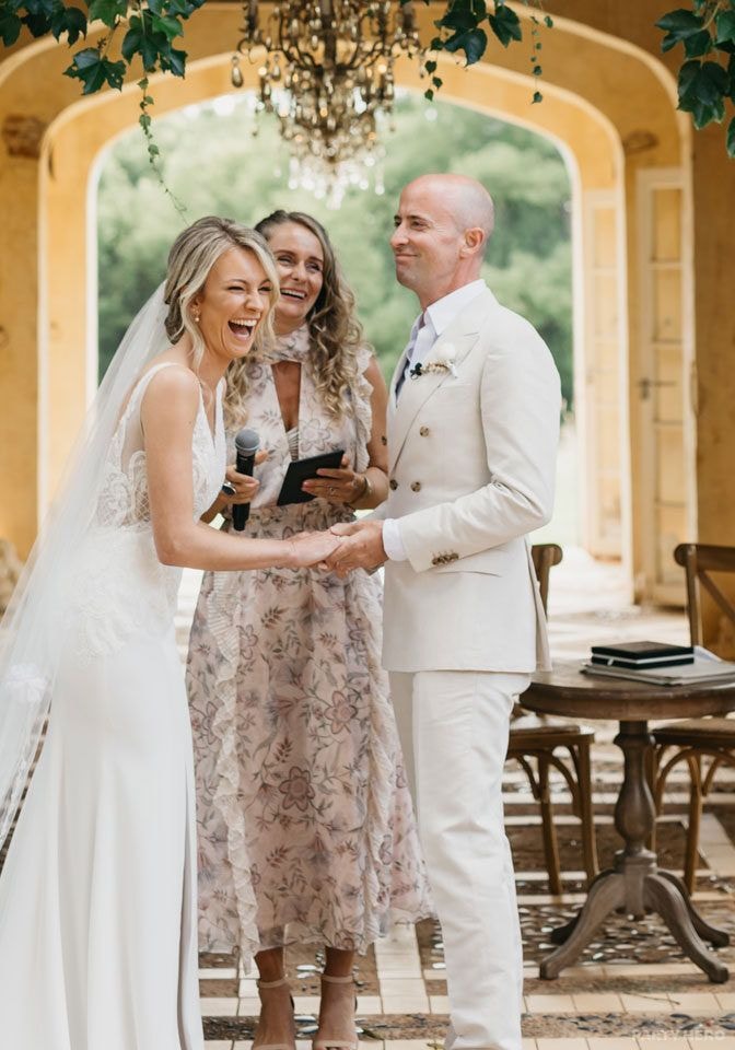 Susie Figgis Celebrant - wedding celebrant in the Byron Bay area