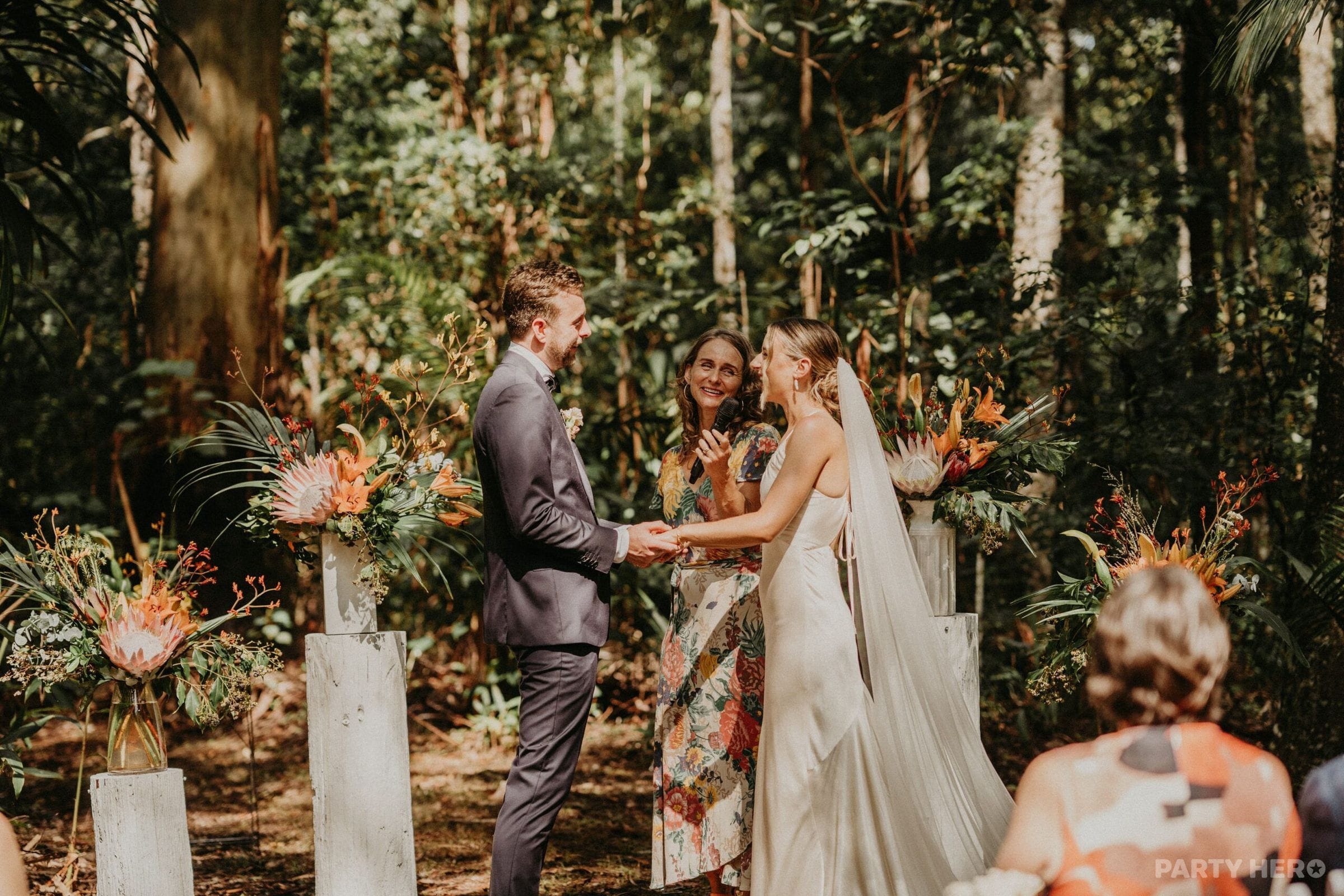 Susie Figgis Celebrant - wedding celebrant in the Byron Bay area
