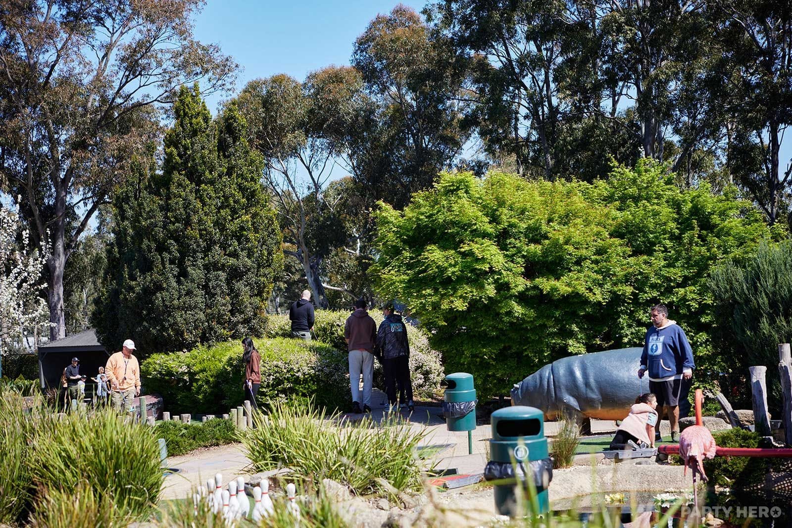 Swing & Serve Bundoora - mini golf in Melbourne