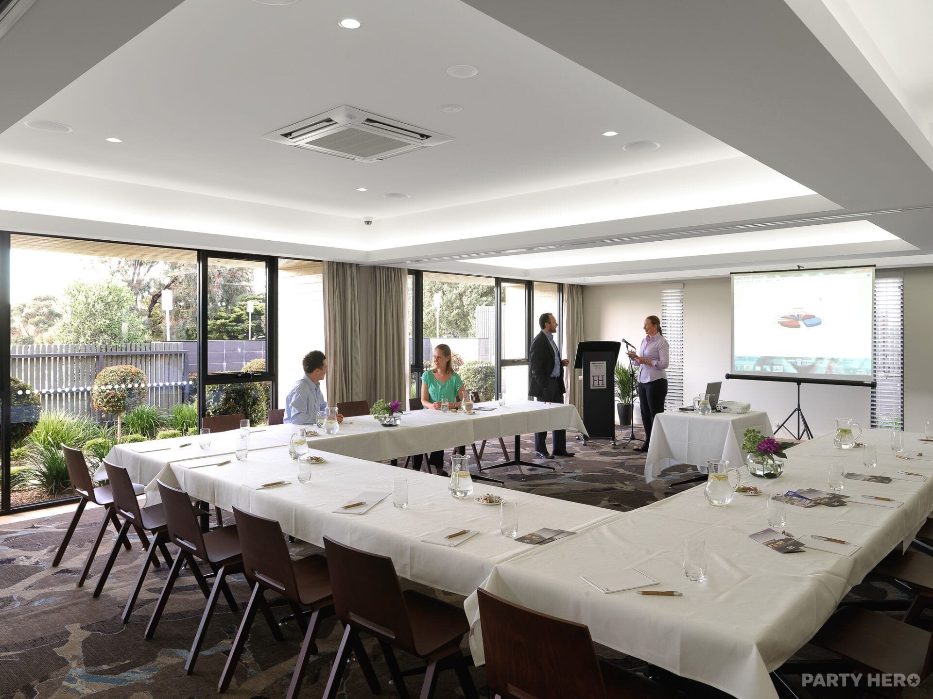 Peninsula Room at Flinders Hotel - party venue on the Mornington Peninsula