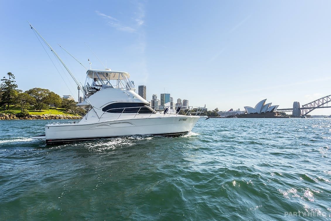 Ocean Blue yacht hire on Sydney Harbour