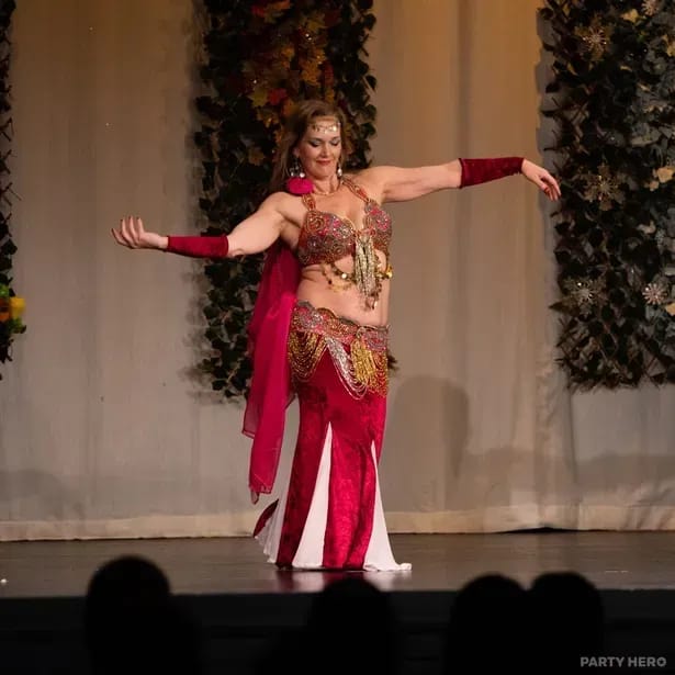 Shimmying Flames - circus and dance performers on the Mornington Peninsula