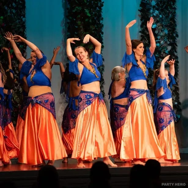 Shimmying Flames - circus and dance performers on the Mornington Peninsula