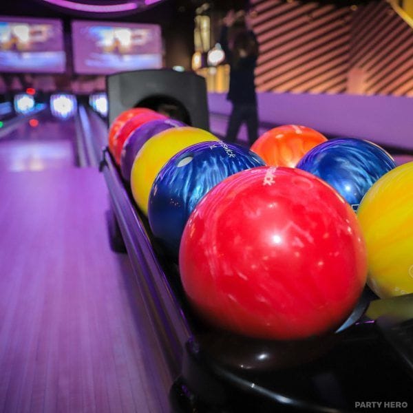 Kicks Tenpin & Arcade bowling in Sydney - group bookings
