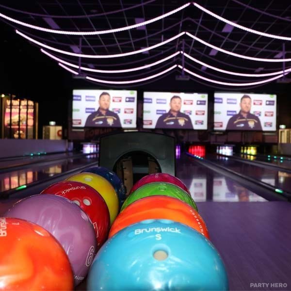 Kicks Tenpin & Arcade bowling in Sydney - group bookings