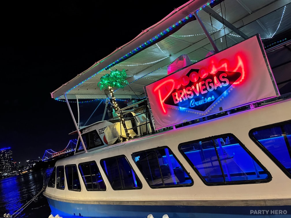 Brisvegas Cruises - private boat charter in Brisbane