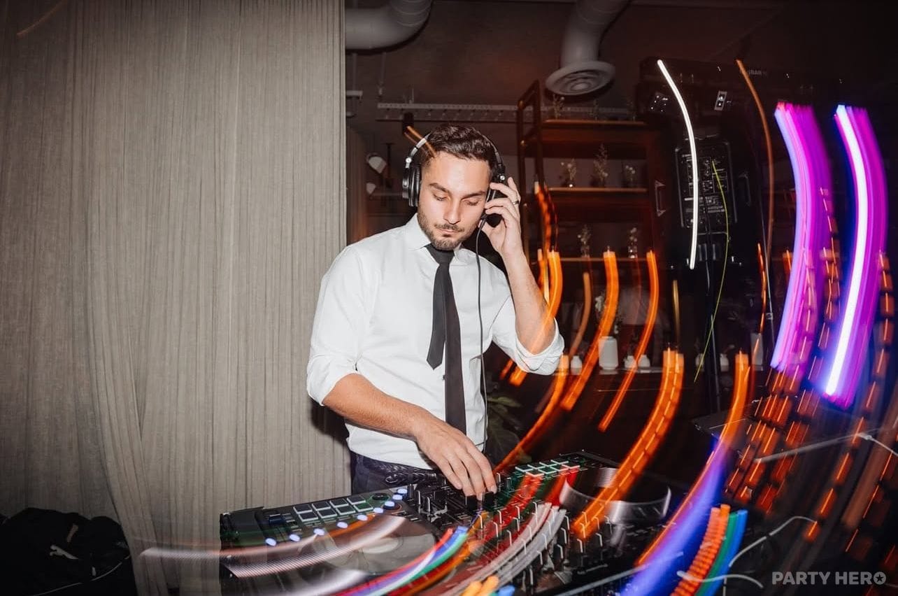 One Round Entertainment - karaoke hire in Sydney