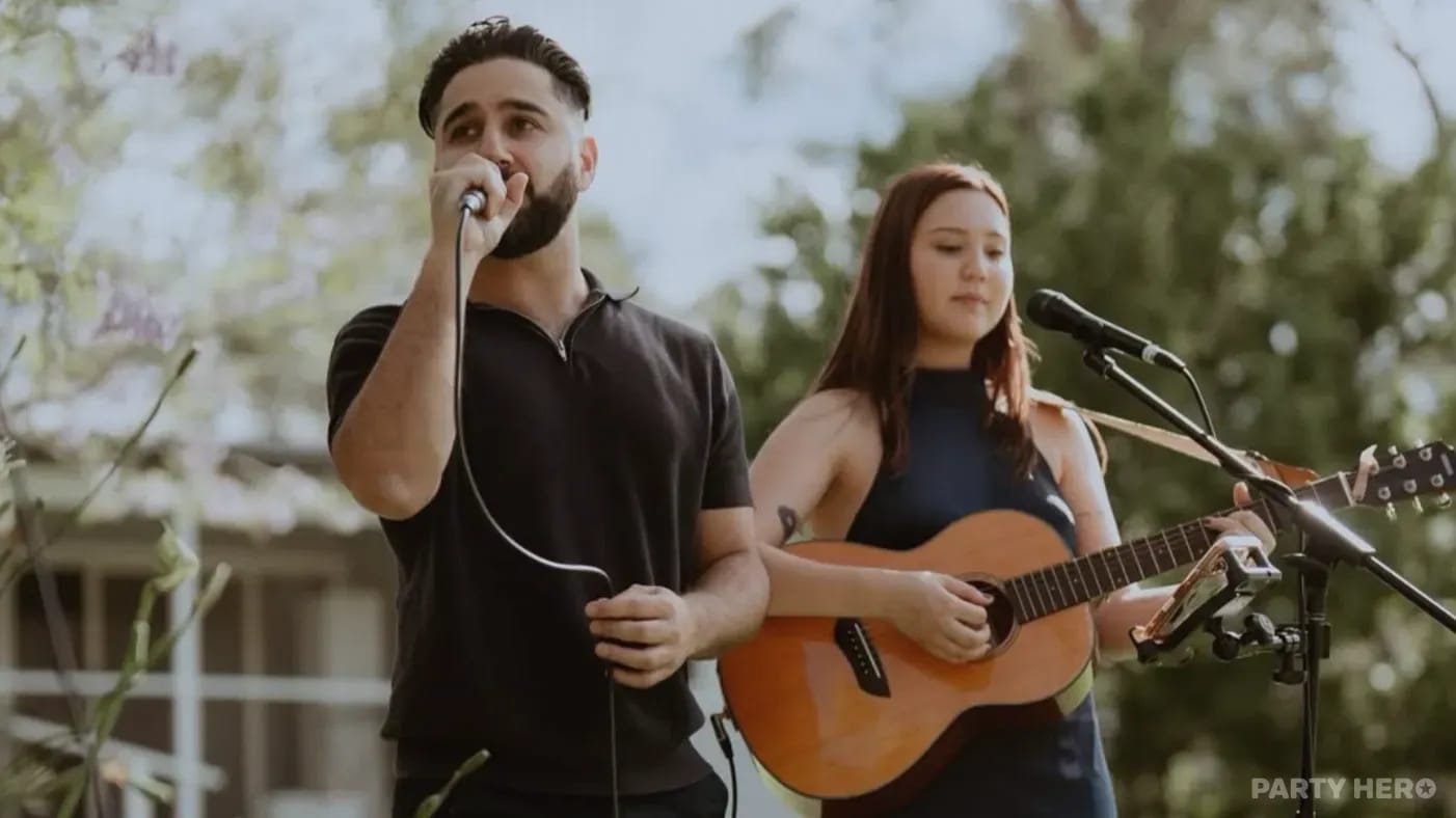Sydney Acoustic Duo activity in Sydney - group bookings