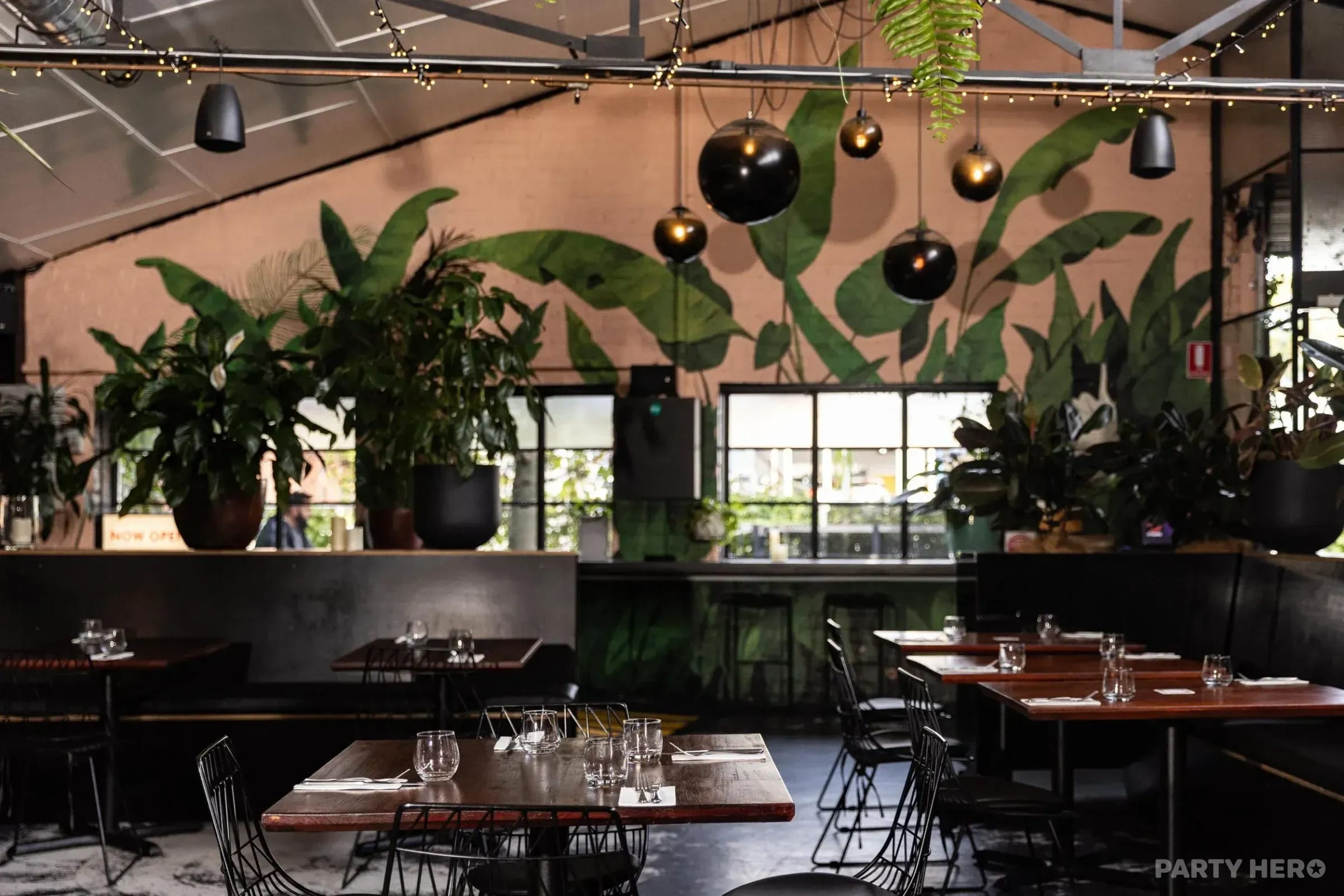 Stray Neighbour - party venue in Melbourne