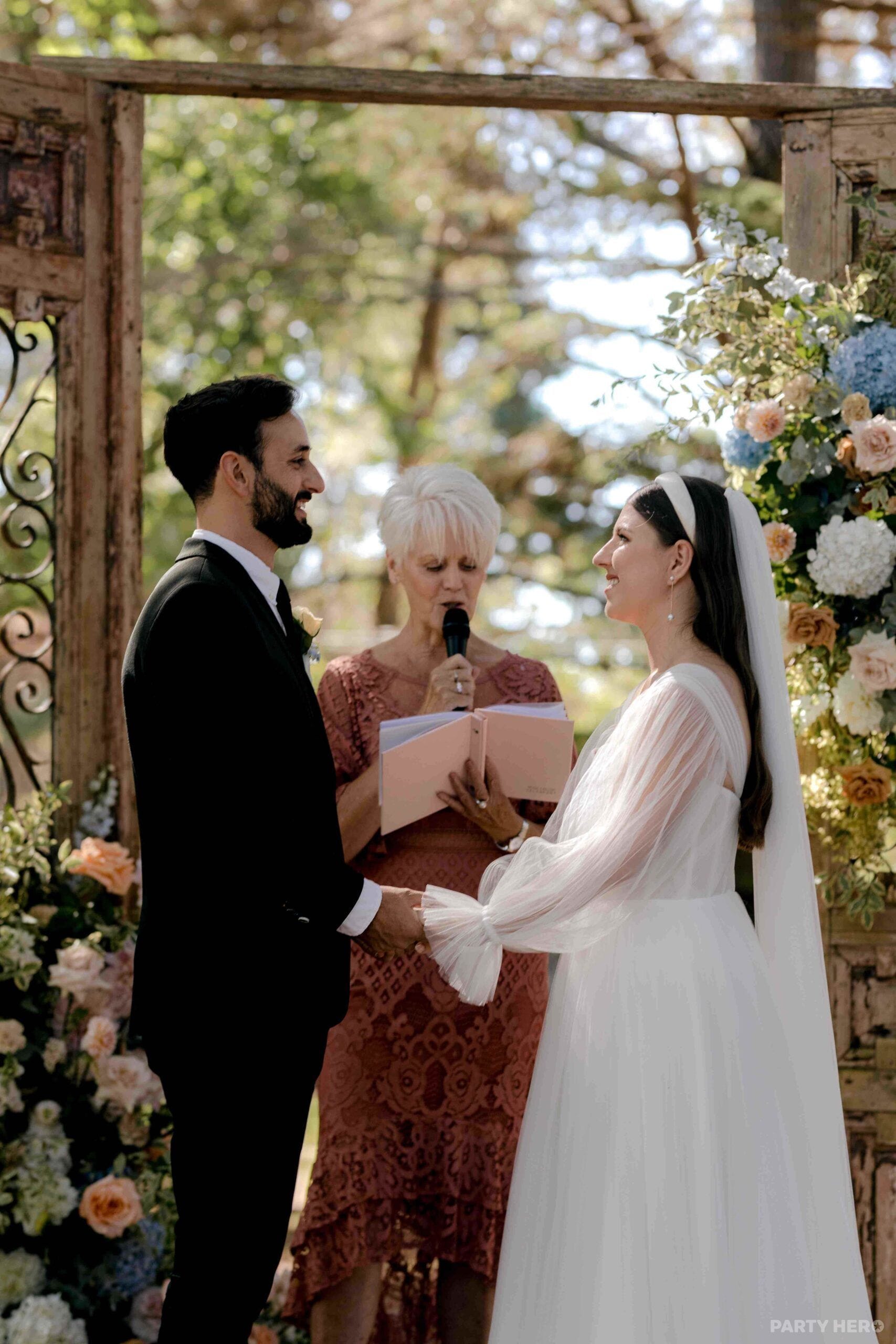 Trish Fallon Celebrant - wedding celebrant in Wollongong
