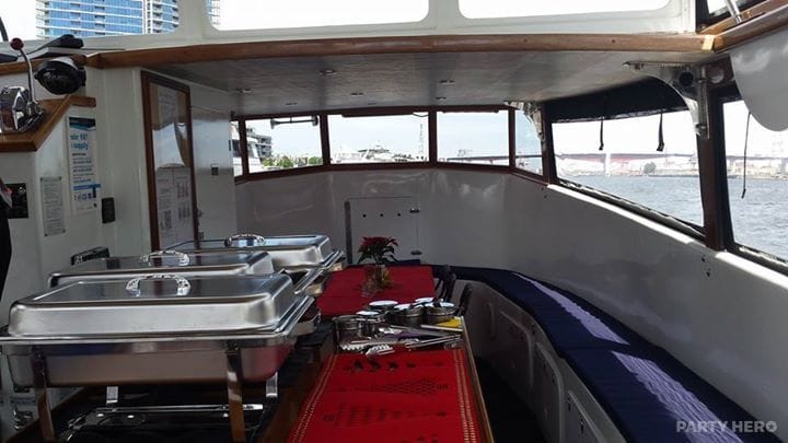 Cruzy Cruises - private boat charter in Melbourne