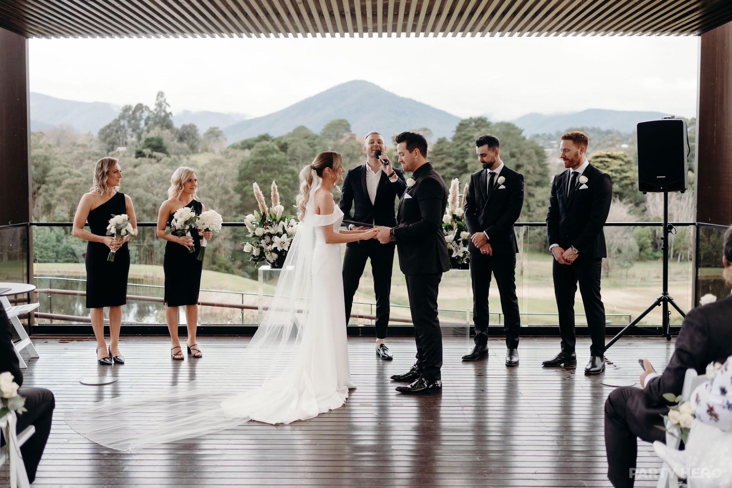 Melbourne Cityside Celebrant - wedding celebrant in Melbourne
