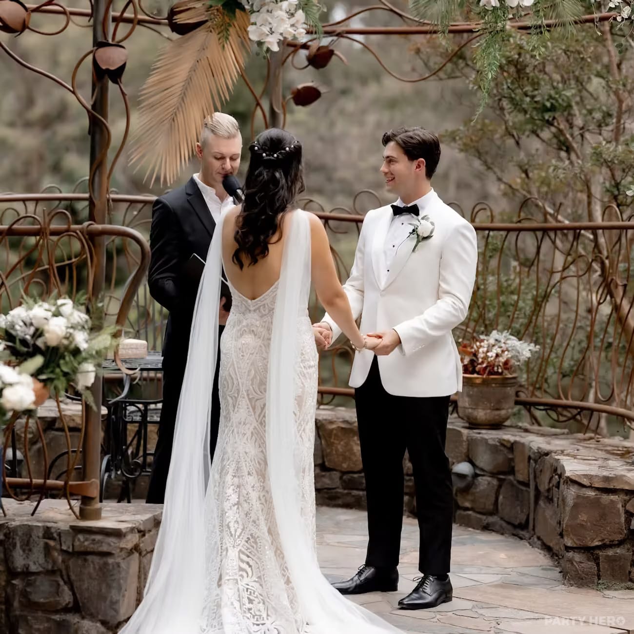 Melbourne Cityside Celebrant - wedding celebrant in Melbourne