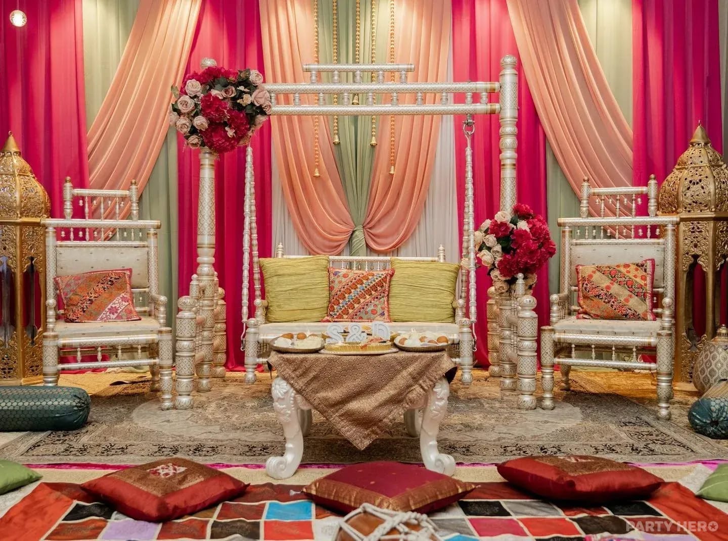 VIP Decorating activity in Sydney - group bookings