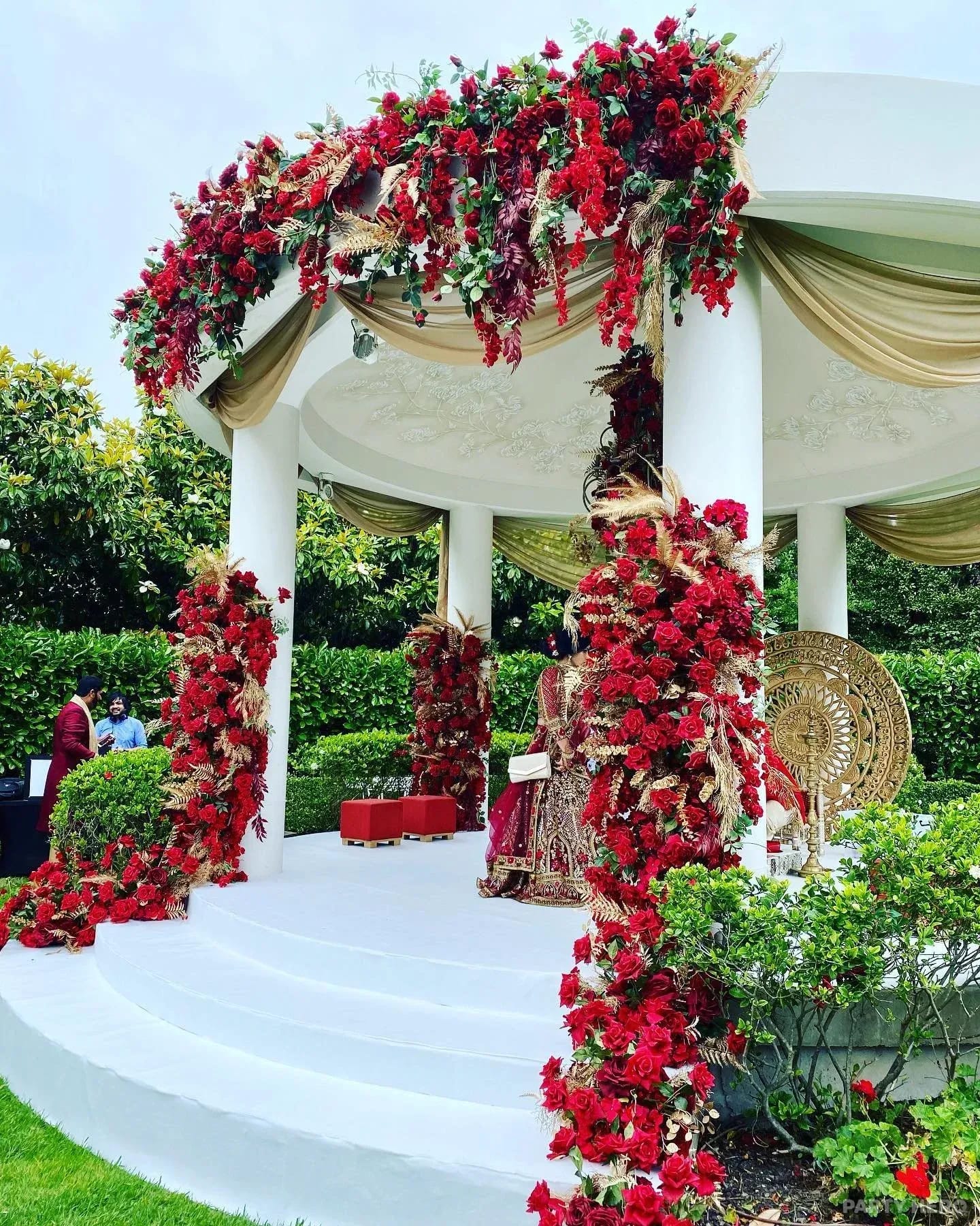 VIP Decorating activity in Sydney - group bookings
