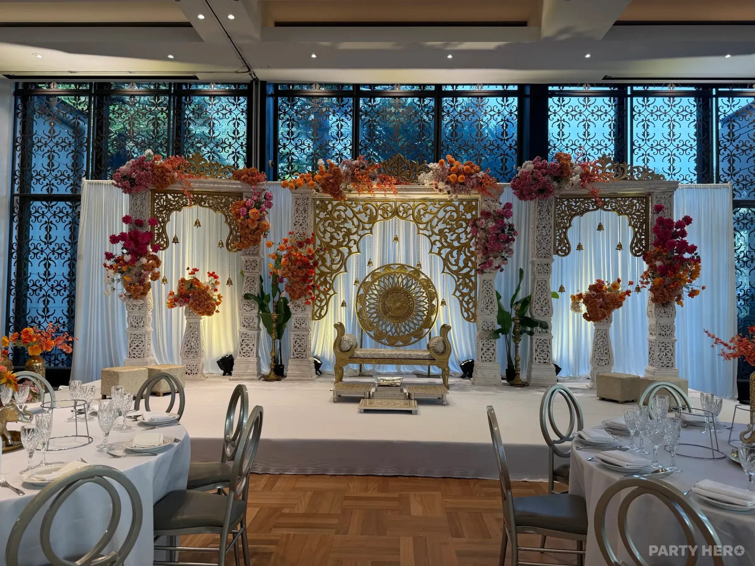 VIP Decorating activity in Sydney - group bookings