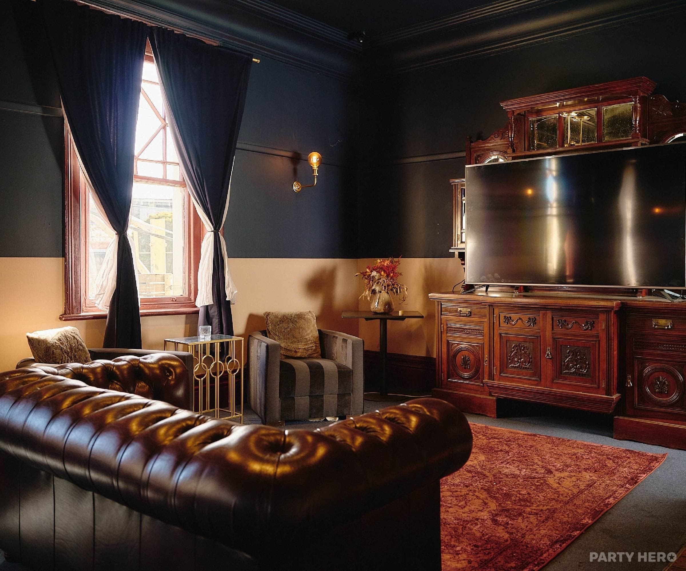 Post Office Club Hotel - party venue in Melbourne