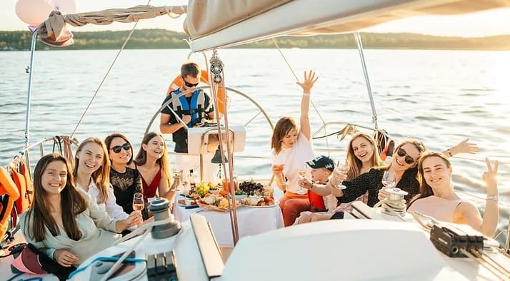 Adagio - Sydney Harbour boat hire
