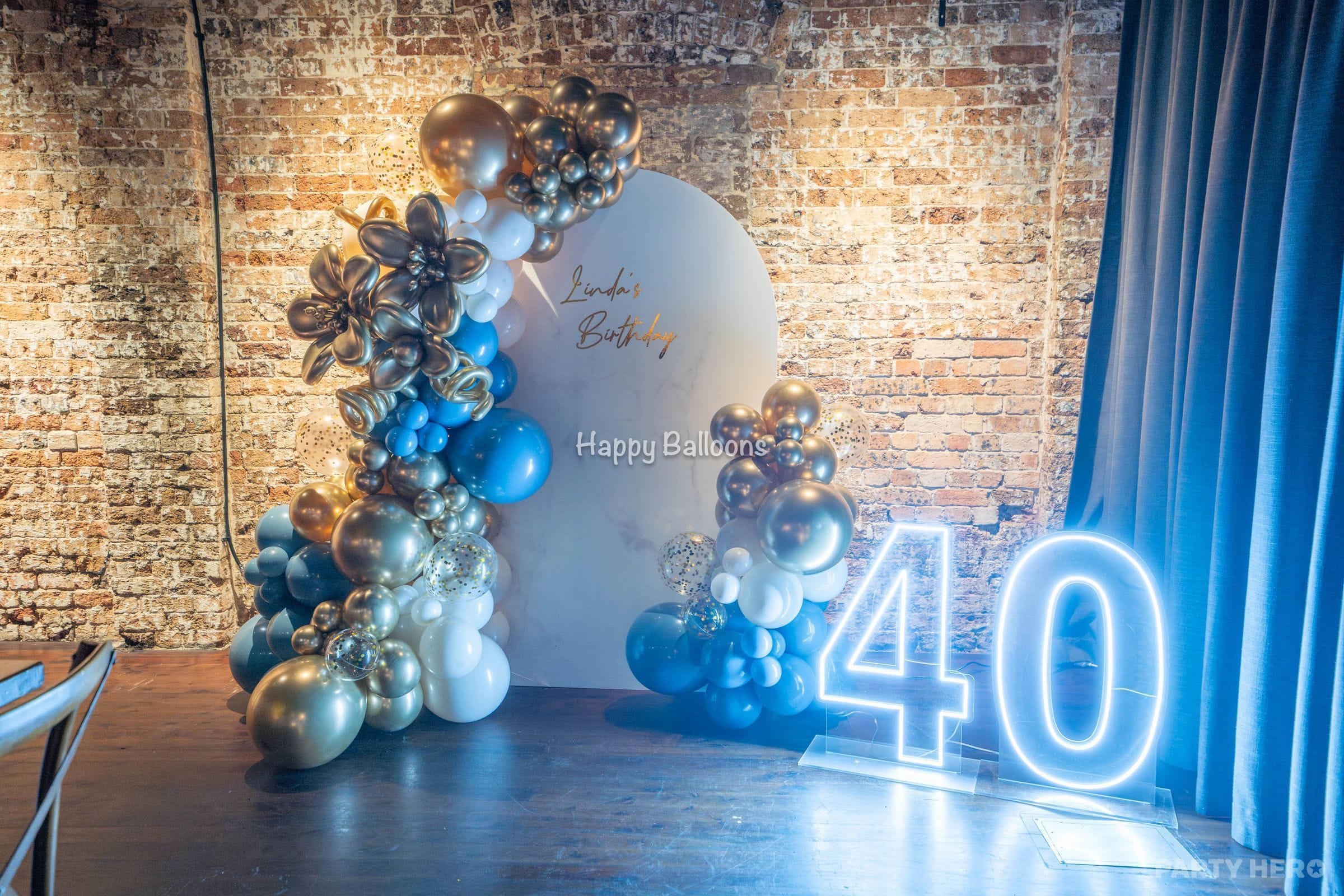 Happy Balloons activity in Sydney - group bookings