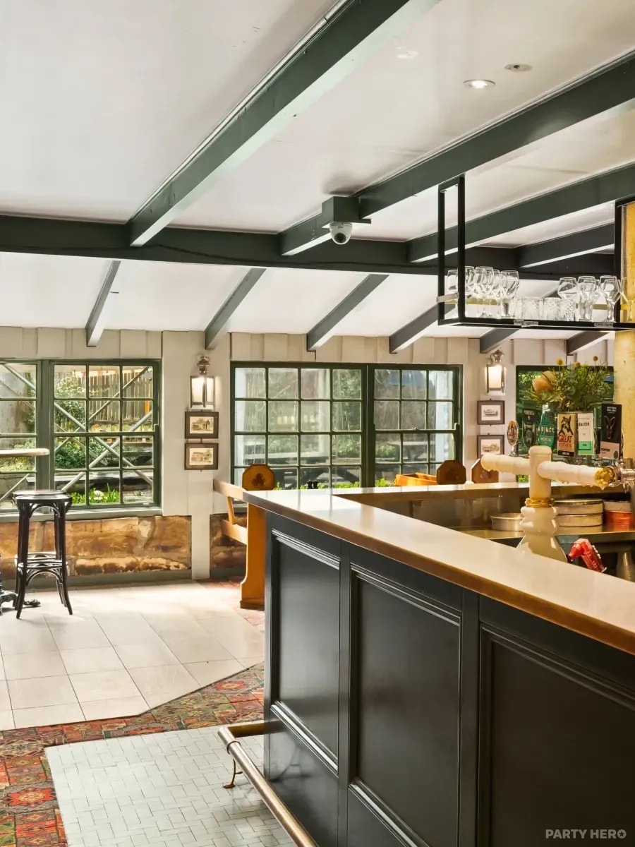 The Surveyor General Inn - party venue in the Southern Highlands