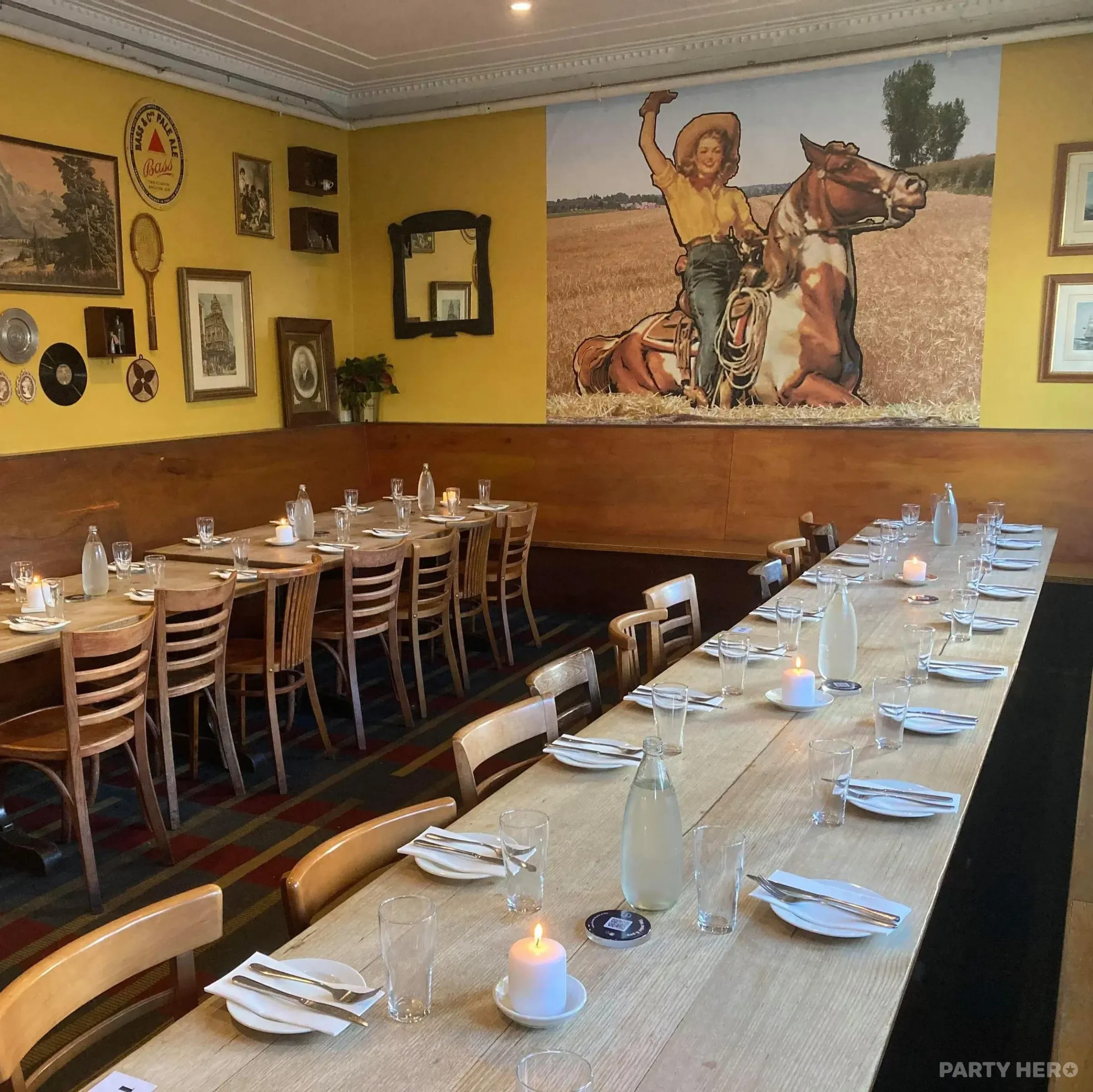 Edinburgh Castle Hotel - party venue in Melbourne