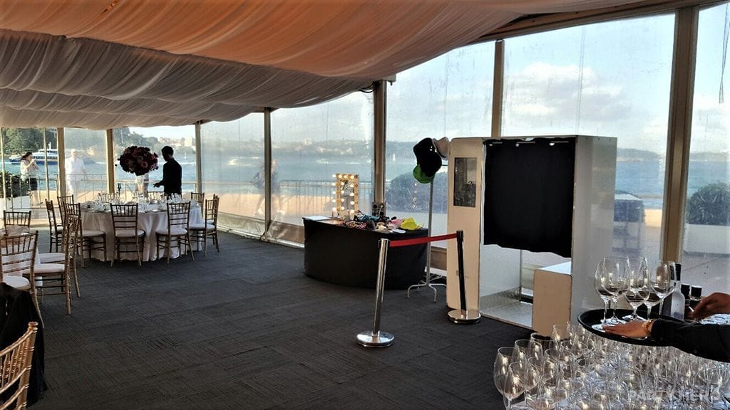 iPhotoBOOTH - photobooths in Sydney