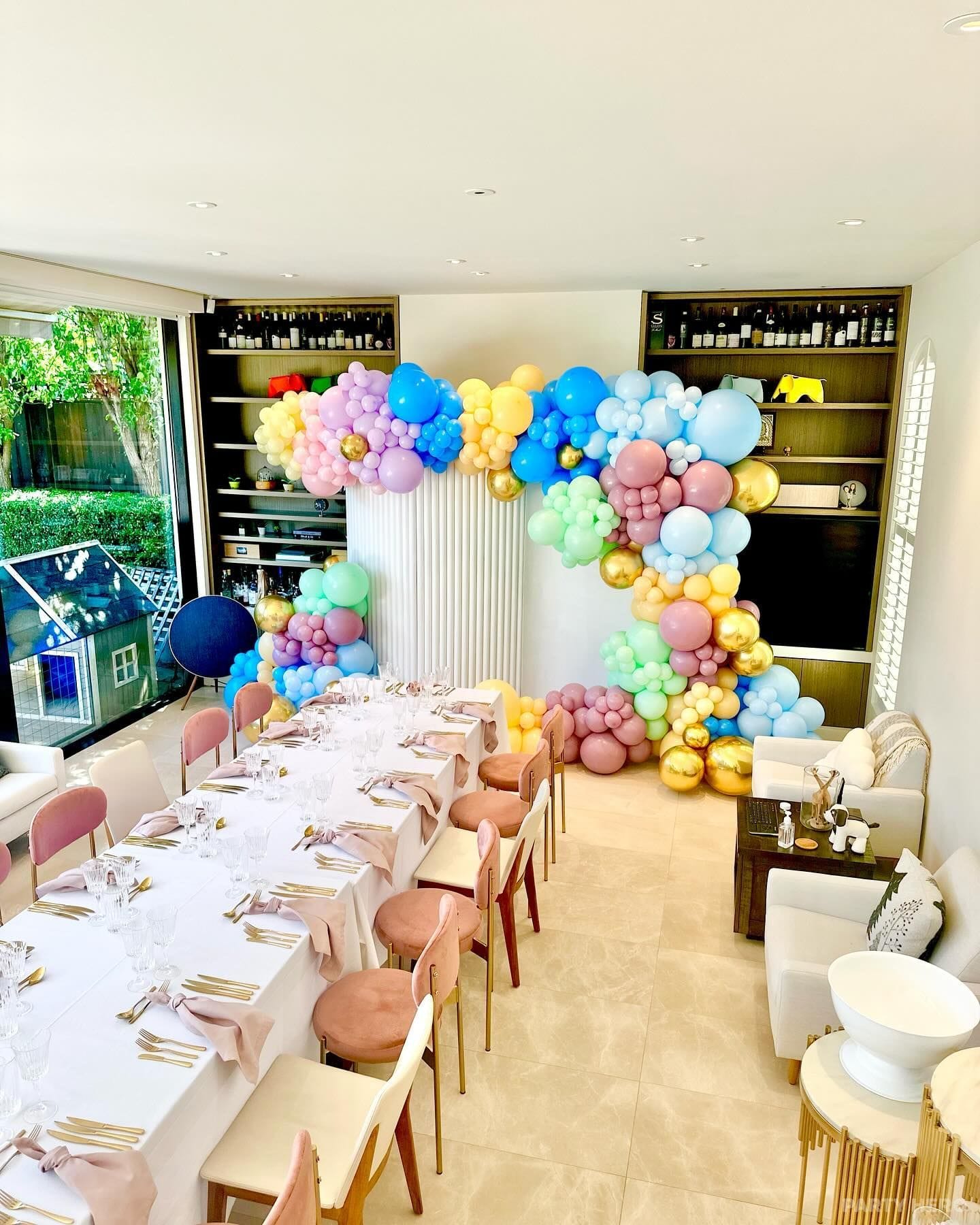 Loli's Art Balloons - balloon and party decorations in Melbourne