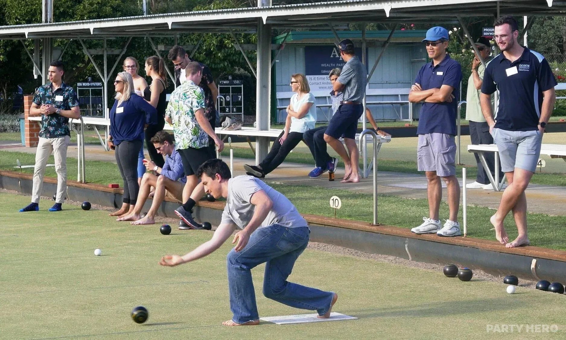 Bennettswood Bowling Club - barefoot bowls in Melbourne