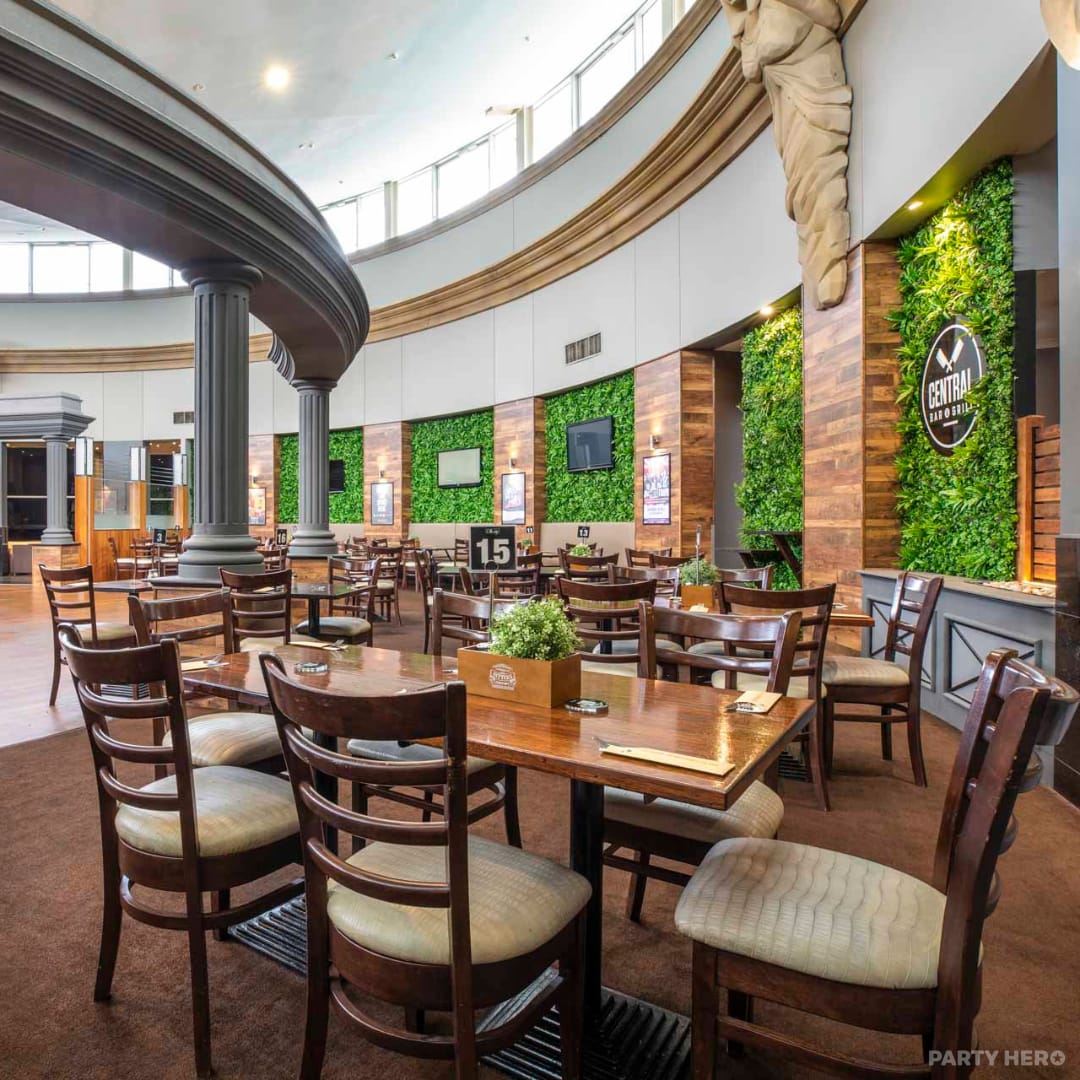 Village Green Hotel - party venue in Melbourne