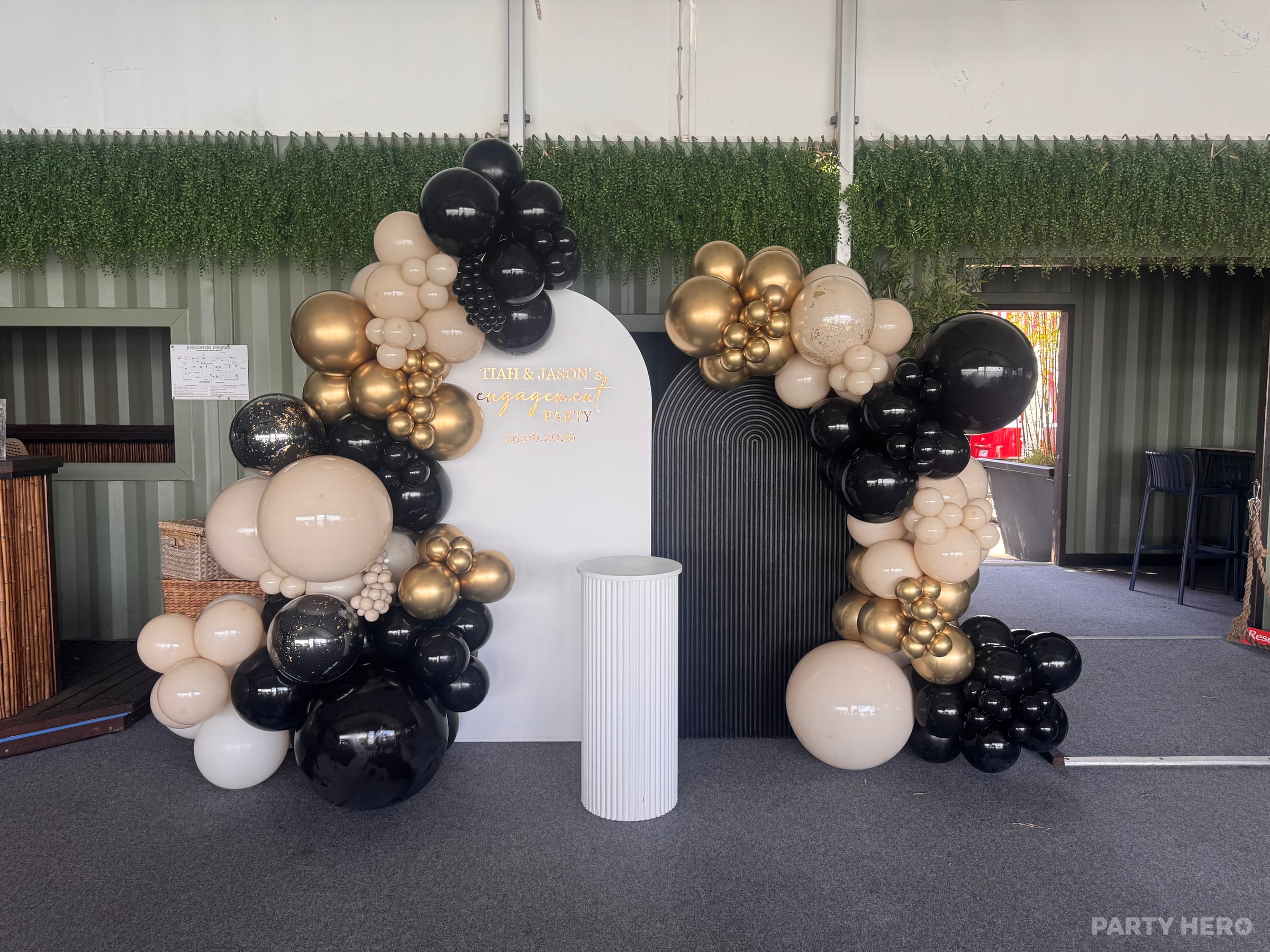 Pretty As A Picture Events - balloon and party decorations in Brisbane