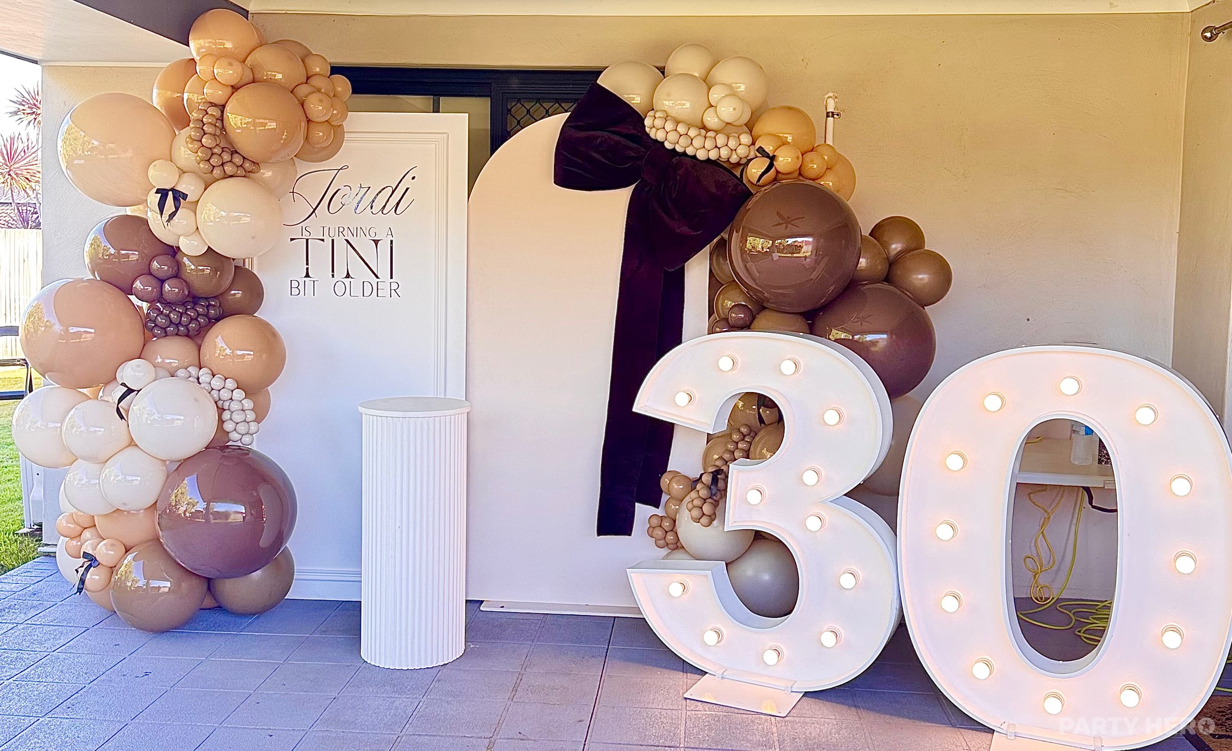 Pretty As A Picture Events - balloon and party decorations in Brisbane